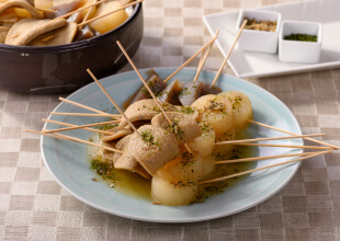 大正時代から伝わる しぞーかおでん(静岡おでん)