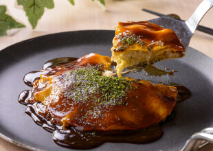 地産ソースで食べる広島風お好み焼き